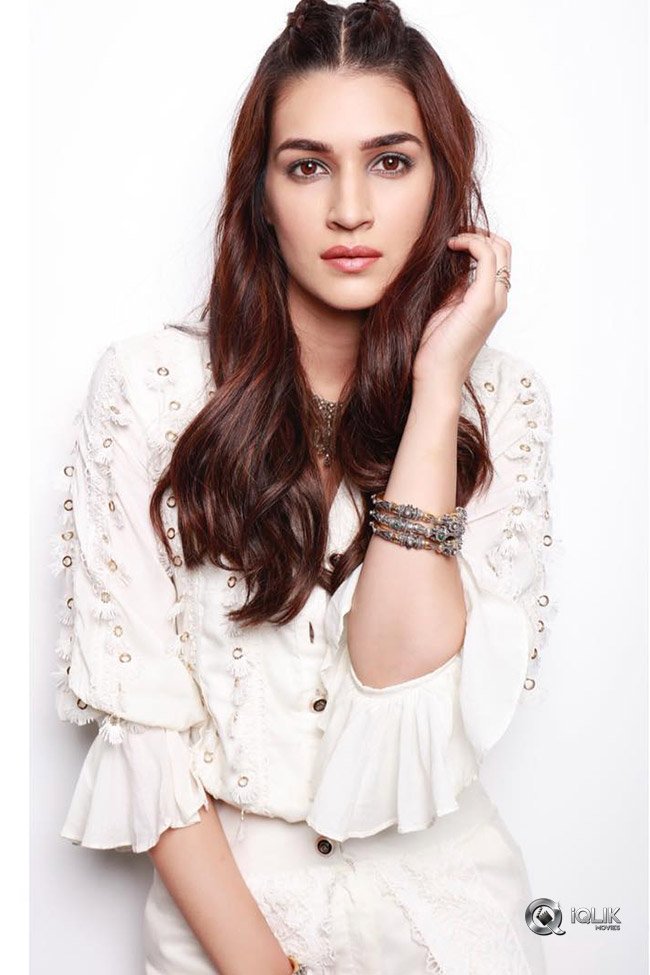 Kriti-Sanon